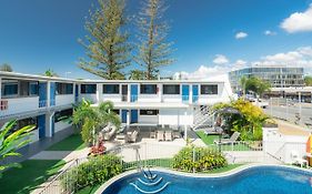 Montego Mermaid Beach Motel